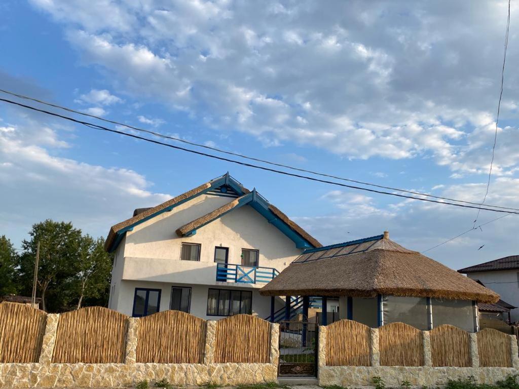 Hotel Casa Munteanu Mila Douăzeci şi Trei Zewnętrze zdjęcie